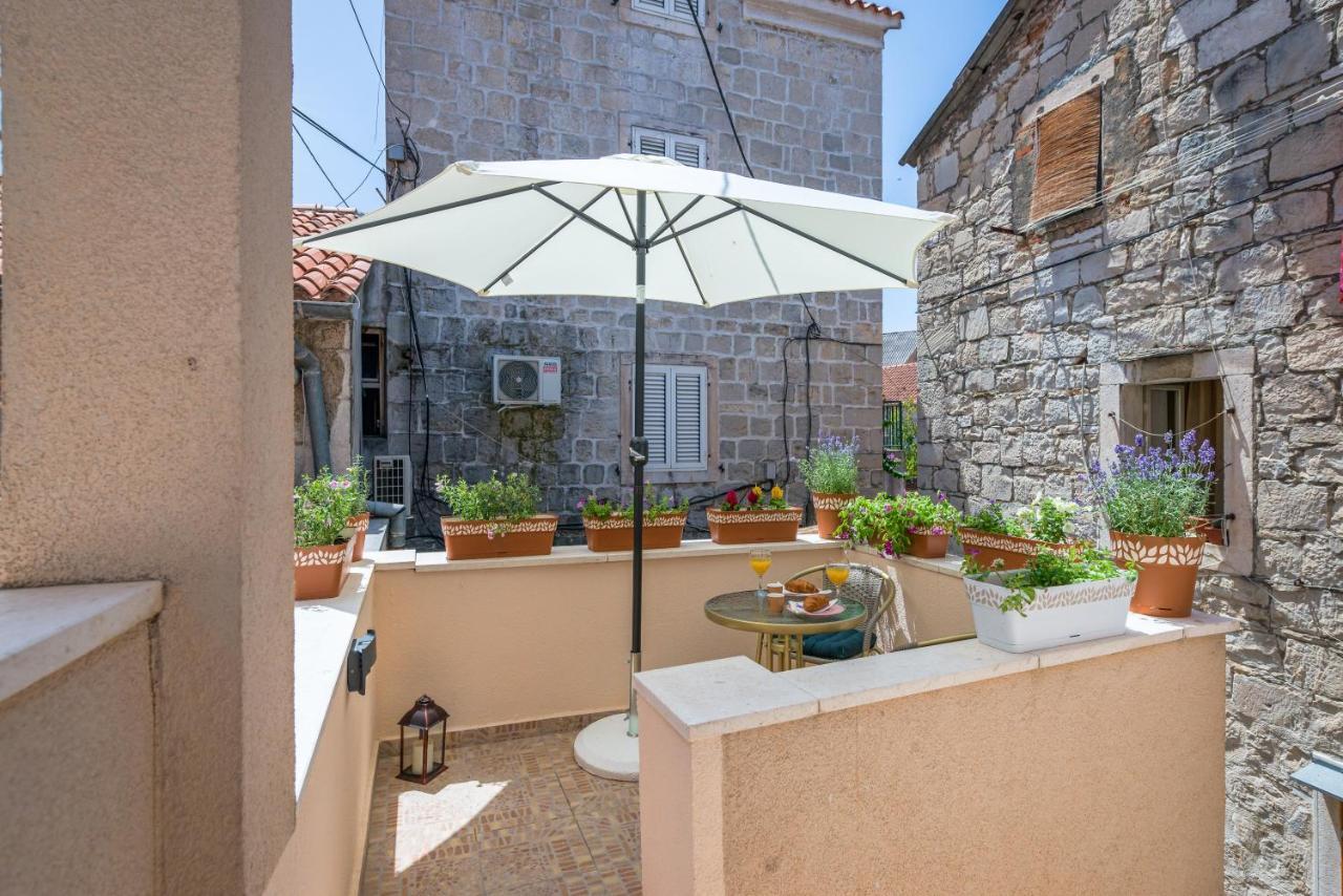 Diva 1,Stylish Old Town Studio Apartment Near Beach Split Exterior foto